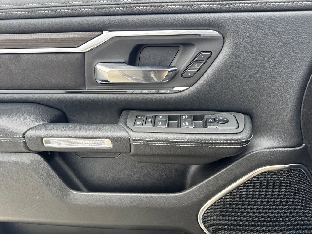 Used 2025 RAM 1500 Laramie w/ Sport Appearance Package image 21