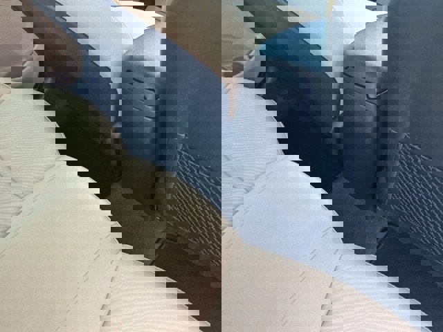 Used 2013 Hyundai Elantra GLS w/ Preferred Pkg image 11