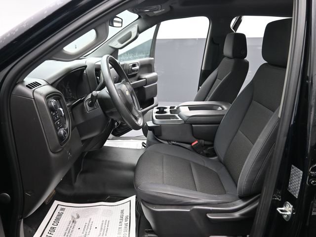 Used 2019 Chevrolet Silverado 1500 Custom w/ Custom Value Package image 11