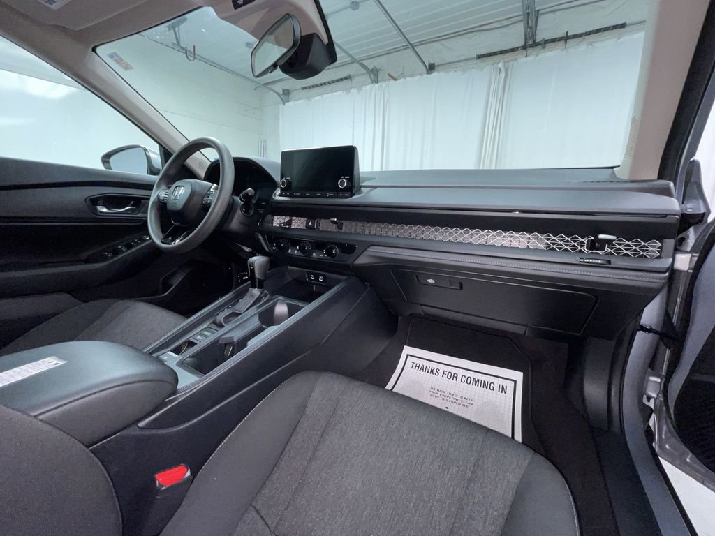 Certified 2024 Honda Accord EX image 11