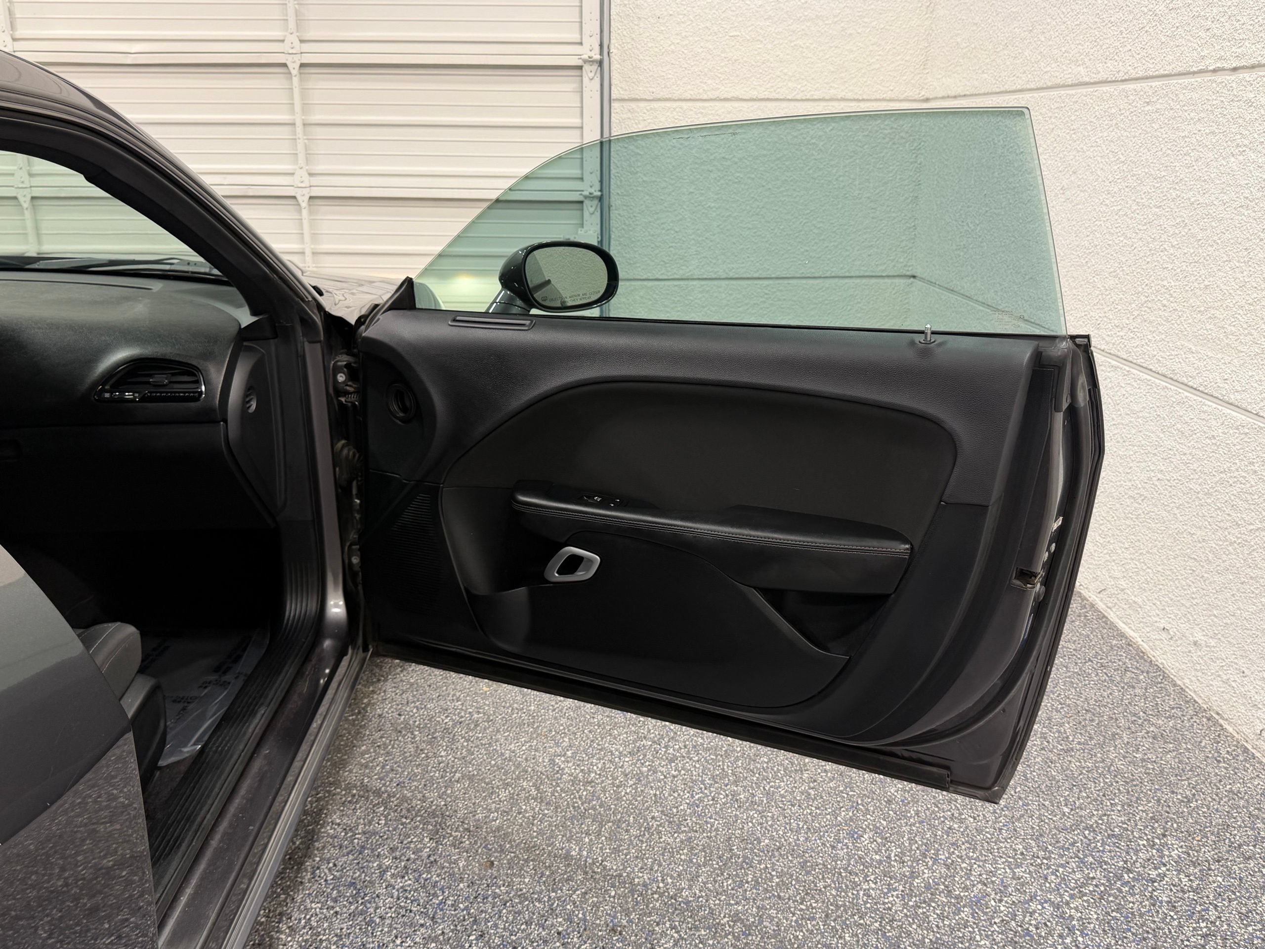 Used 2016 Dodge Challenger SXT RWD image 24