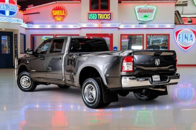 Used 2021 RAM 3500 Tradesman w/ Chrome Appearance Group AWD/4WD image 5