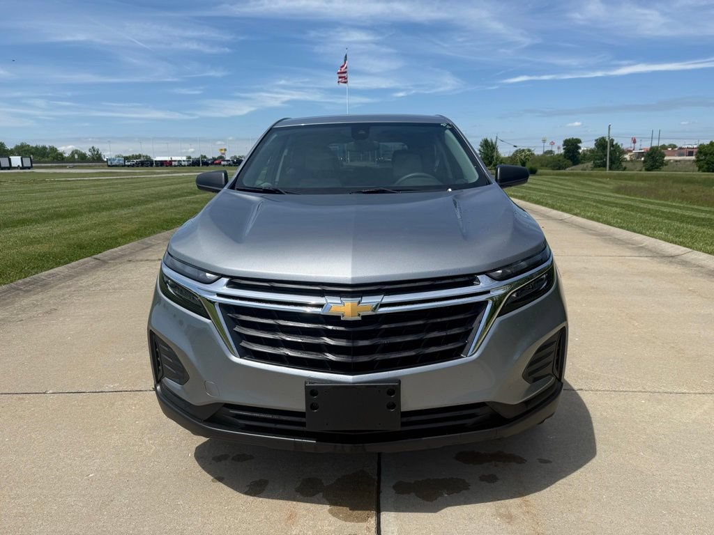 Used 2024 Chevrolet Equinox LS w/ LS Convenience Package FWD image 10