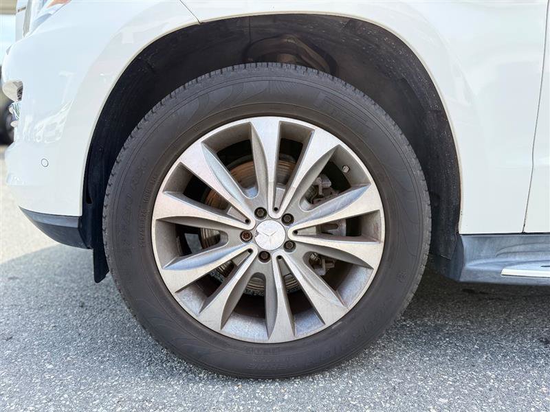 Used 2015 Mercedes-Benz GL 450 4MATIC image 10