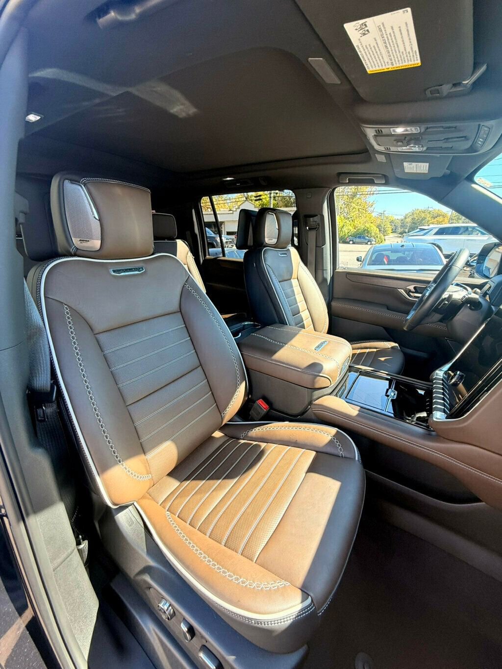 Used 2025 GMC Yukon XL Denali Ultimate image 27