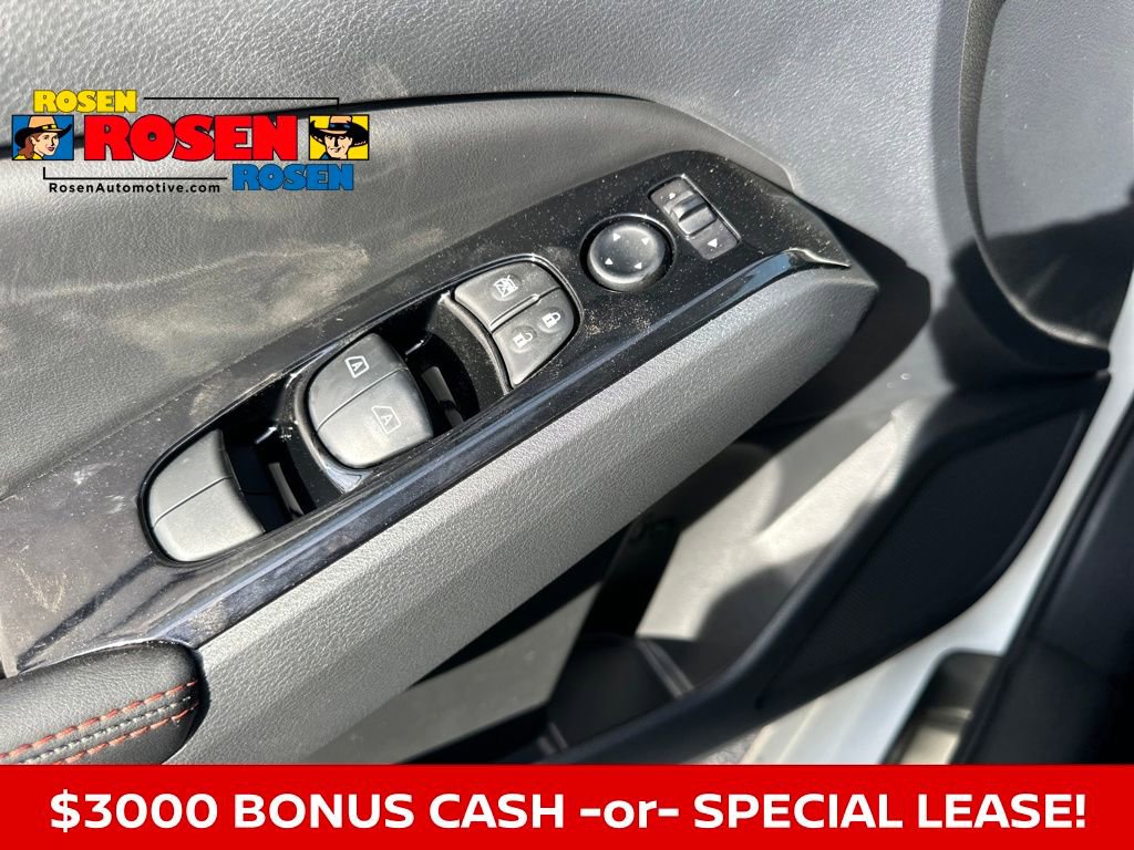 New 2025 Nissan Altima 2.5 SR image 11