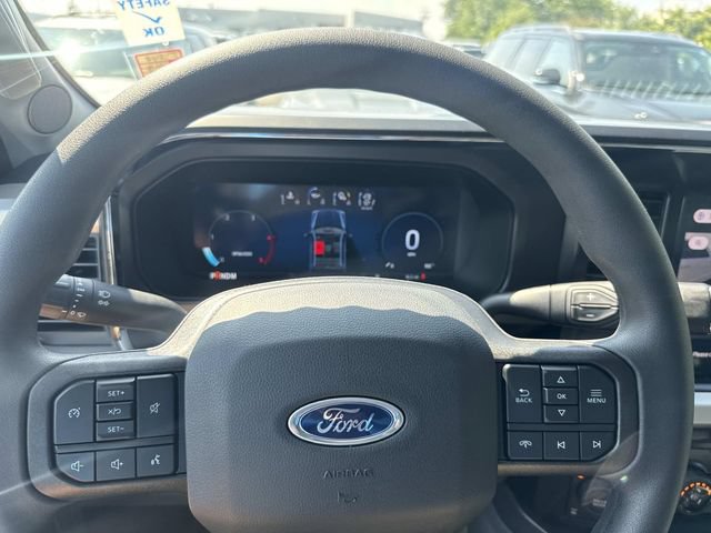 New 2026 Ford F250 XLT w/ XLT Premium Package AWD/4WD image 12