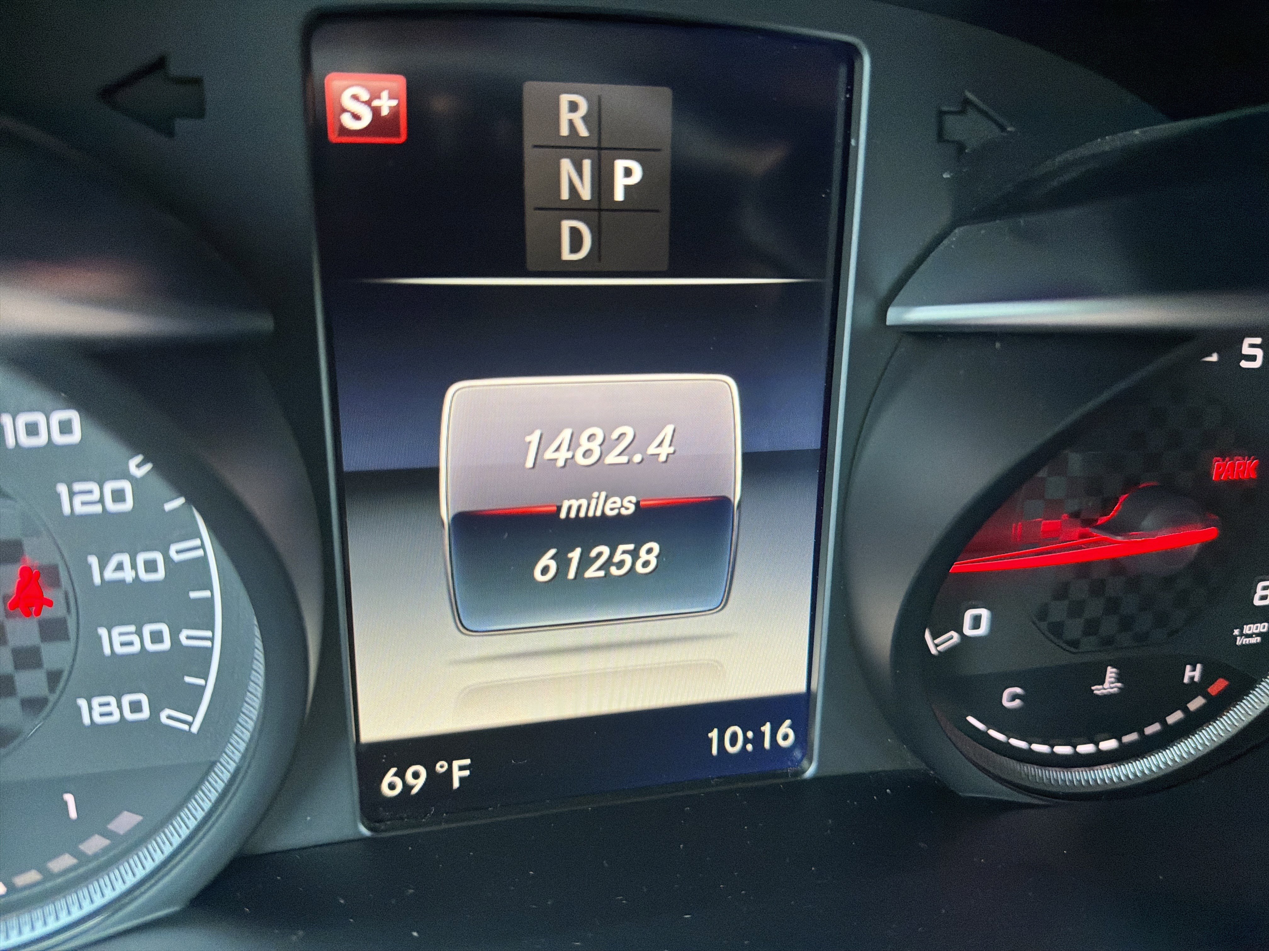 Certified 2018 Mercedes-Benz GLC 43 AMG 4MATIC image 21