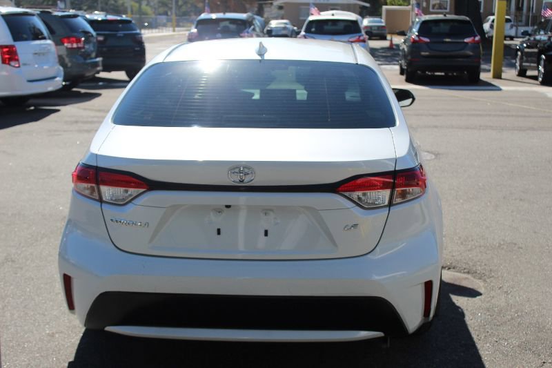Used 2020 Toyota Corolla LE image 4