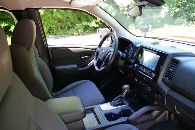 Used 2022 Nissan Frontier S w/ Technology Package AWD/4WD image 24