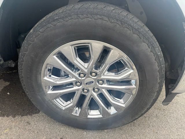 Used 2024 Ford F150 Lariat w/ Tow/Haul Package AWD/4WD image 4