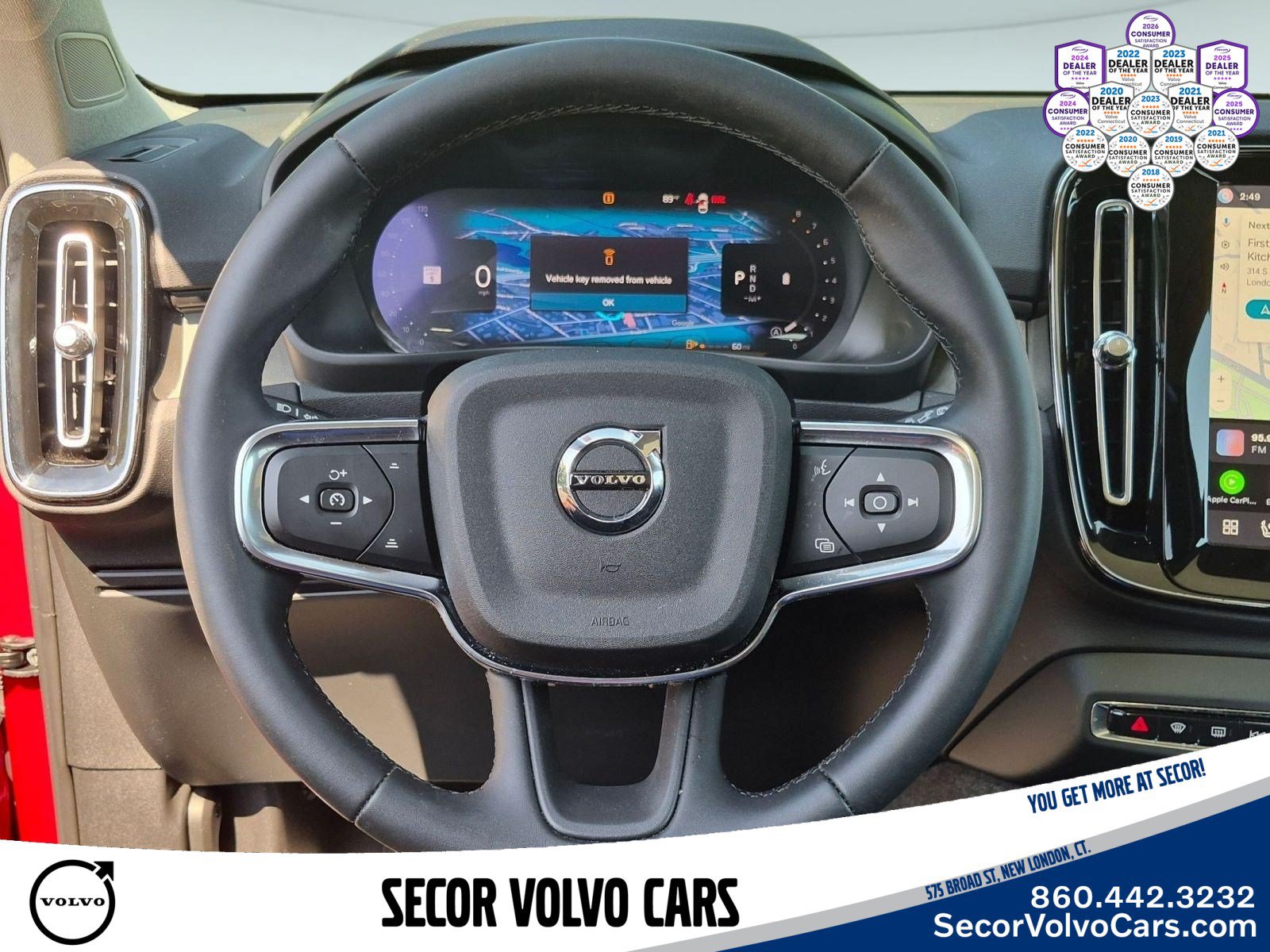 Used 2024 Volvo XC40 B5 Plus w/ Protection Package Premier AWD/4WD image 19