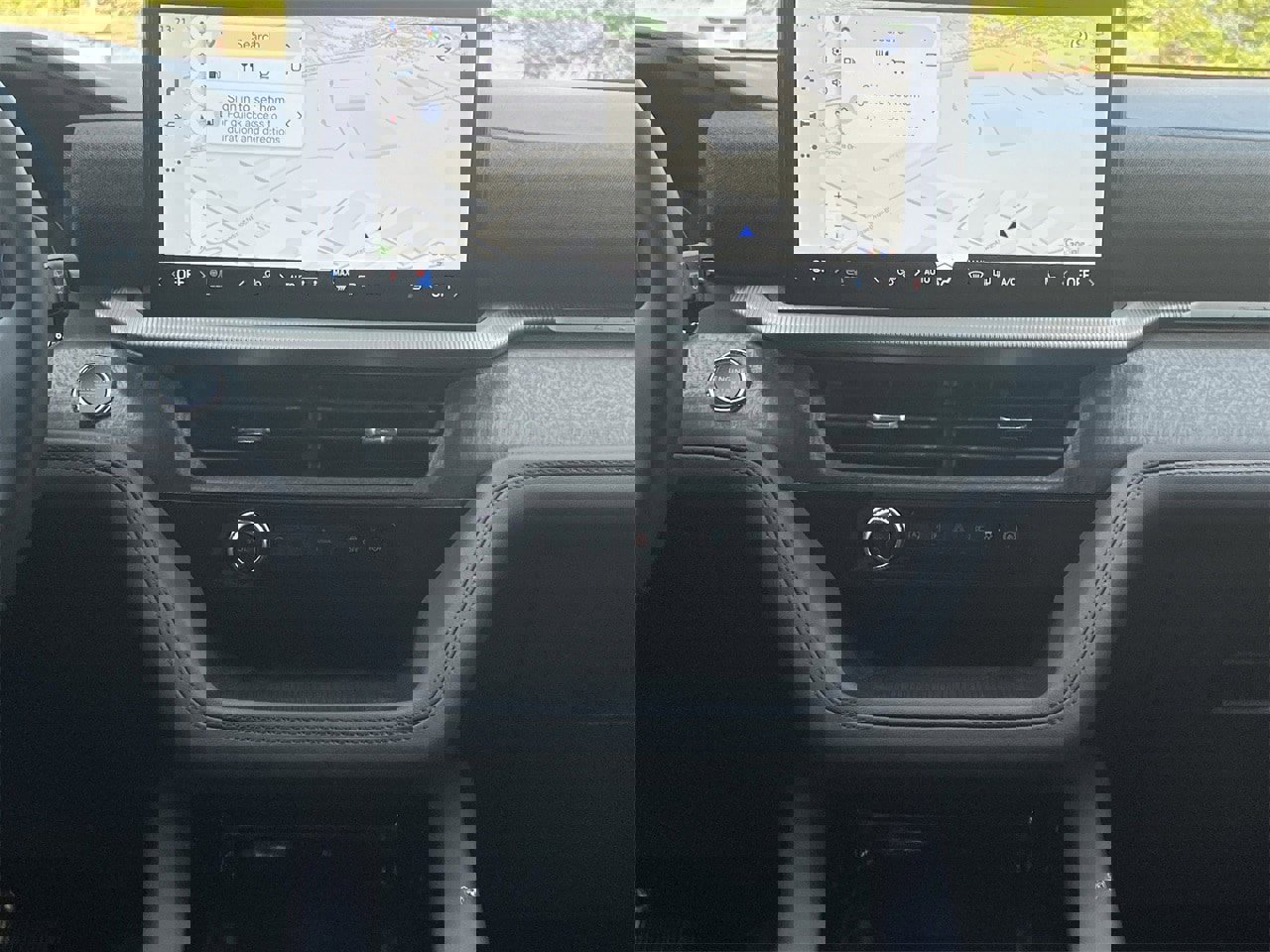 New 2026 Ford Explorer Platinum image 3