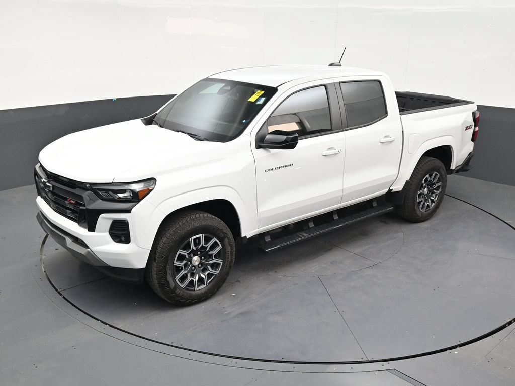 Used 2026 Chevrolet Colorado Z71 AWD/4WD image 12