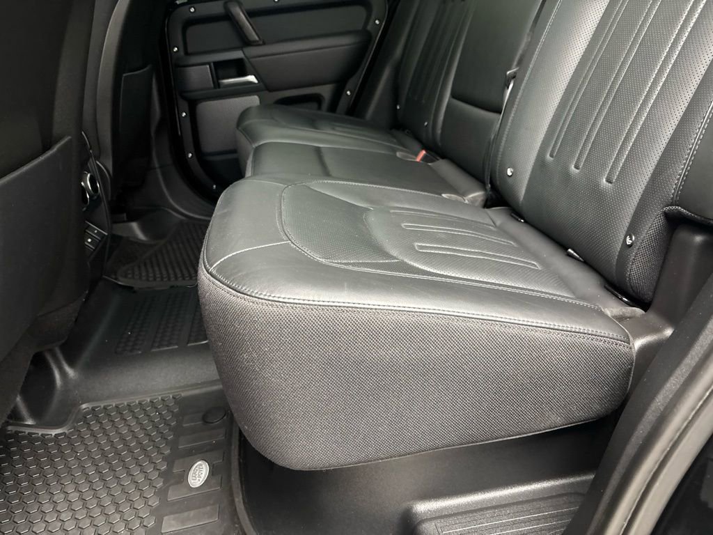 Used 2020 Land Rover Defender 110 X image 43