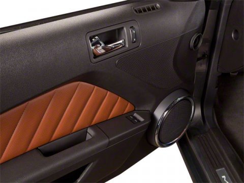 Used 2010 Ford Mustang Coupe image 9