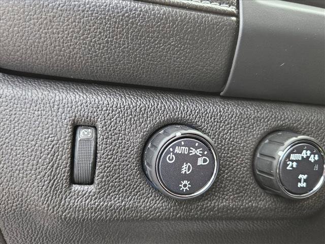 Used 2020 GMC Canyon SLT w/ Driver Alert Package image 6