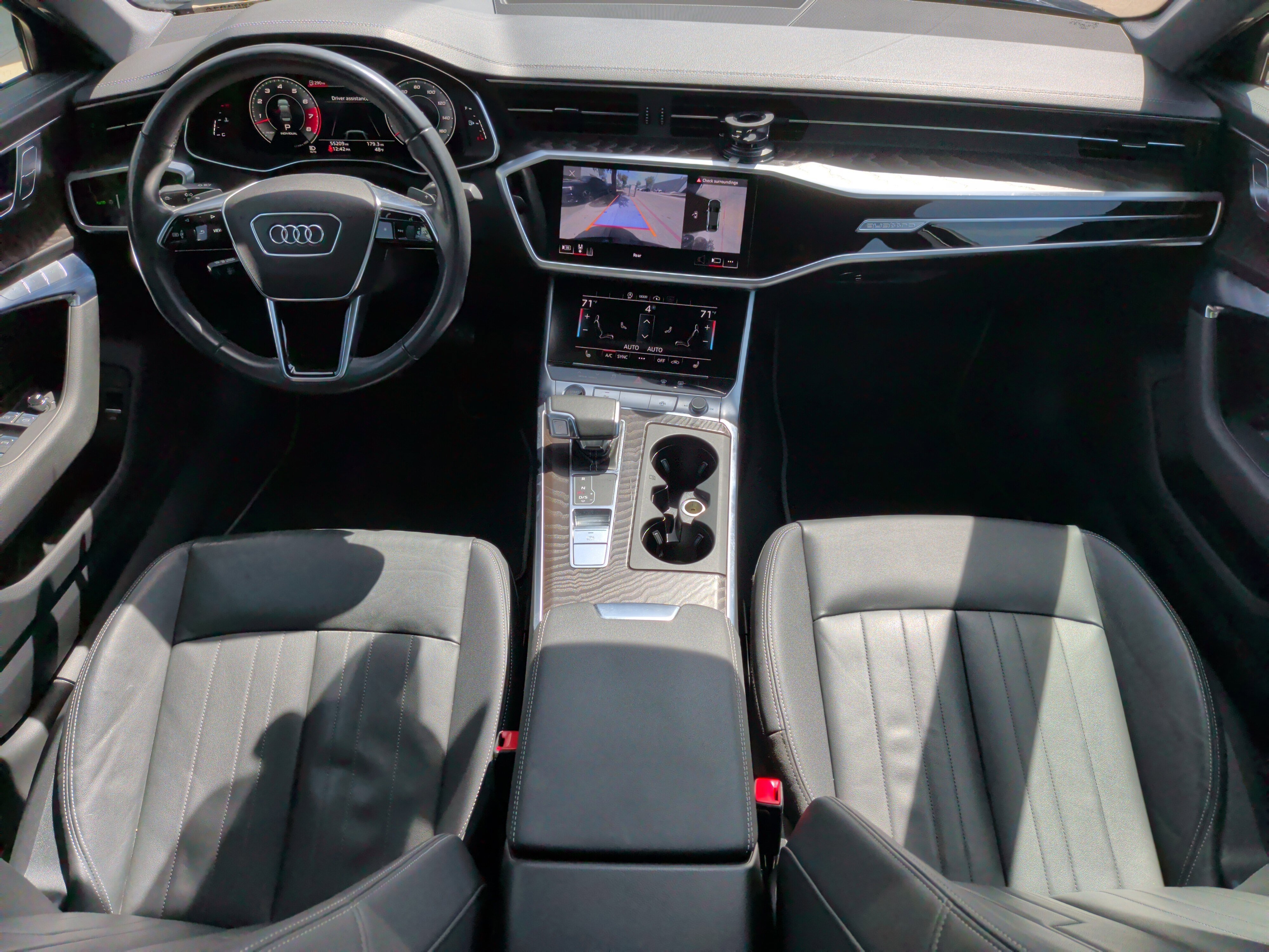 Used 2021 Audi A6 Premium image 28