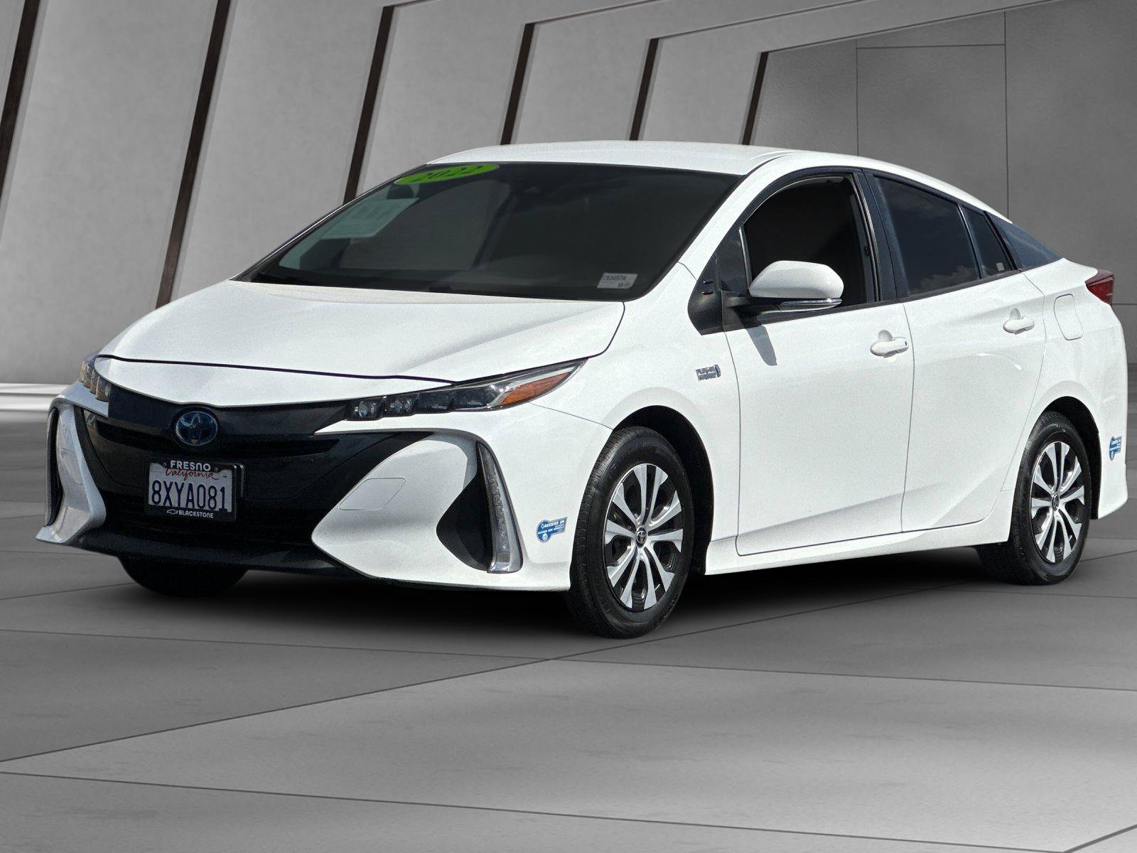 Used 2022 Toyota Prius Prime LE FWD image 8
