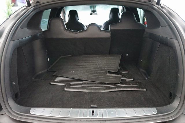 Used 2017 Tesla Model X 75D image 53