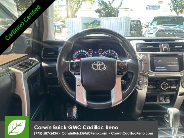 Used 2018 Toyota 4Runner SR5 AWD/4WD image 32