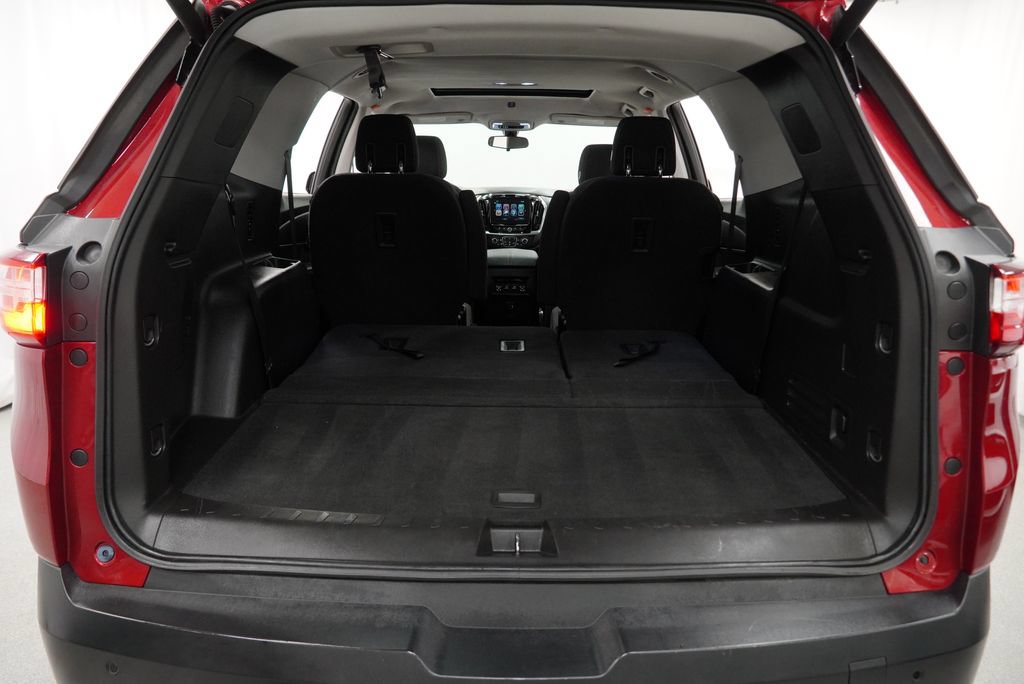 Used 2018 Chevrolet Traverse LT FWD image 31