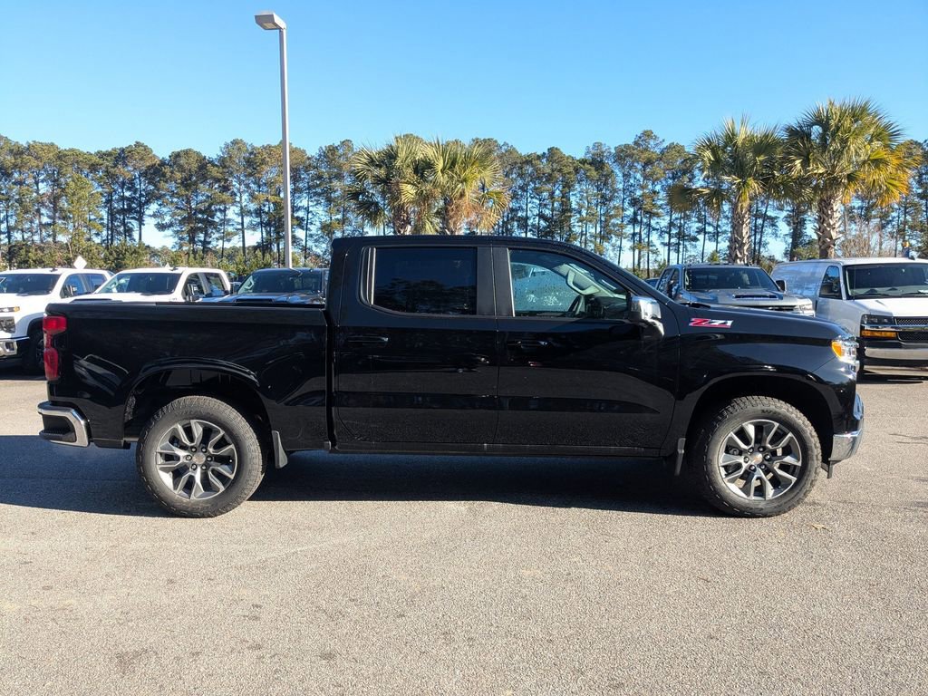 New 2026 Chevrolet Silverado 1500 LT w/ Z71 Off-Road Package image 3