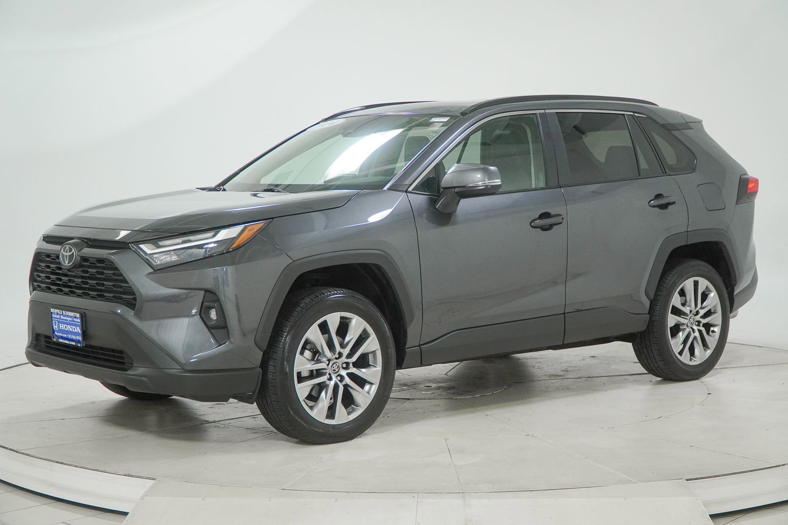 Used 2024 Toyota RAV4 XLE Premium w/ Weather Package AWD/4WD image 4