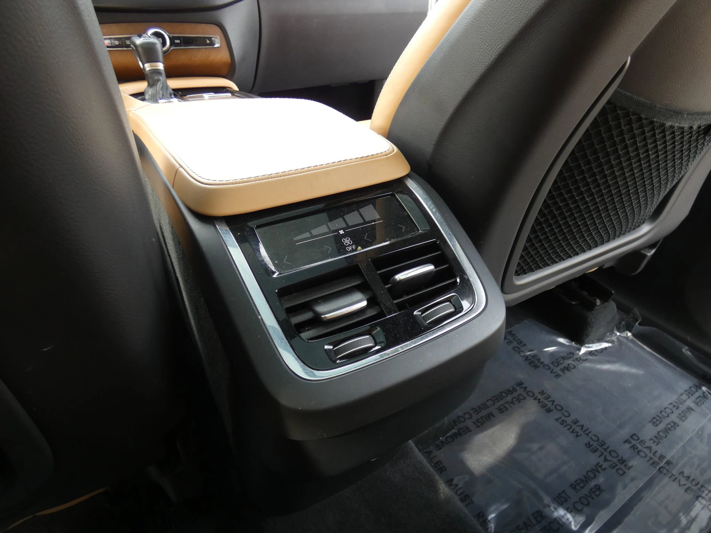 Used 2017 Volvo XC90 T6 Inscription w/ Vision Package image 63