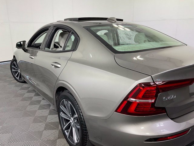 Used 2021 Volvo S60 T5 Momentum FWD image 36