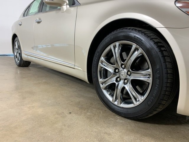 Used 2012 Lexus LS 460 AWD image 6