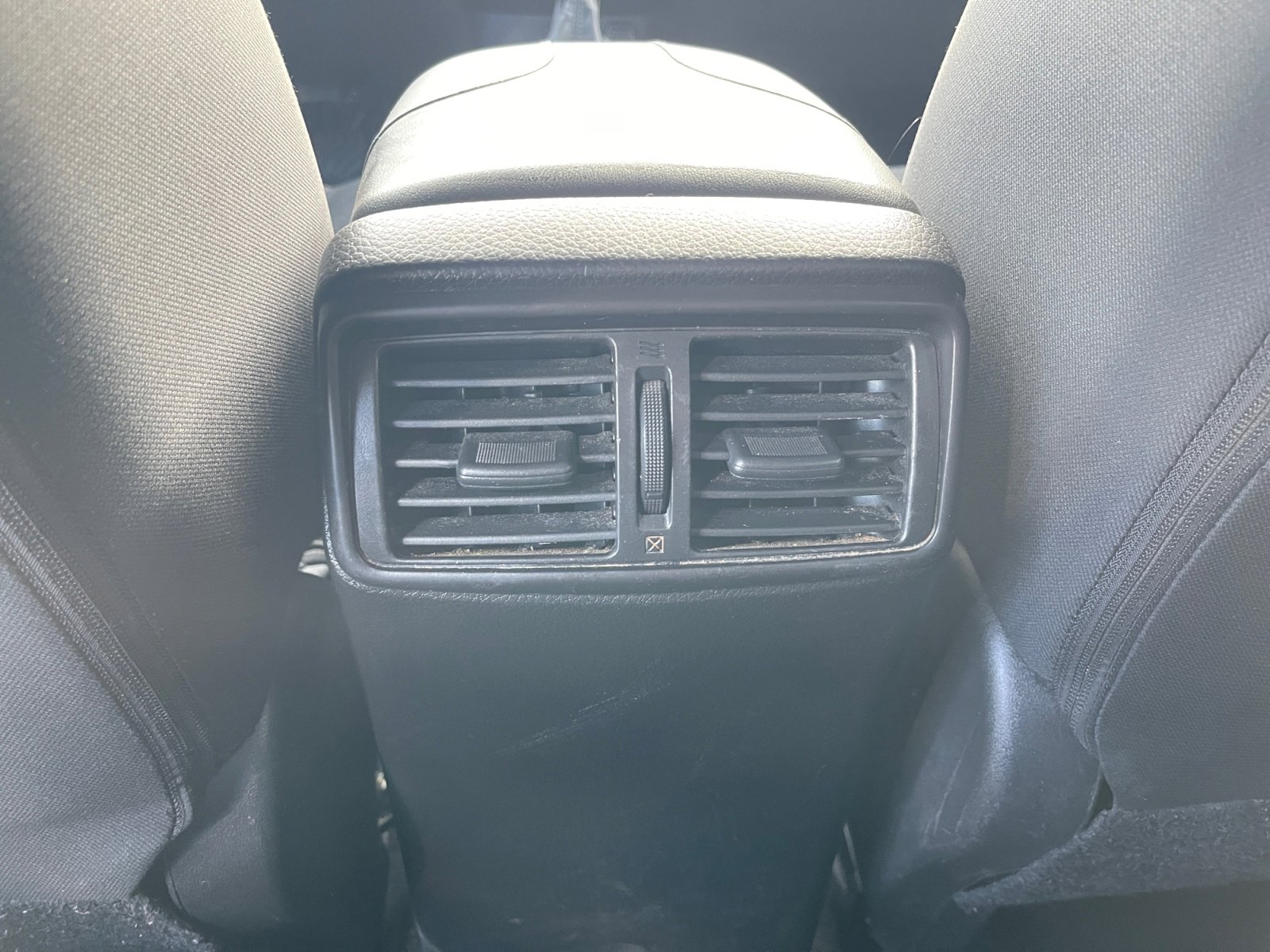 Used 2022 Nissan Rogue Sport S image 19