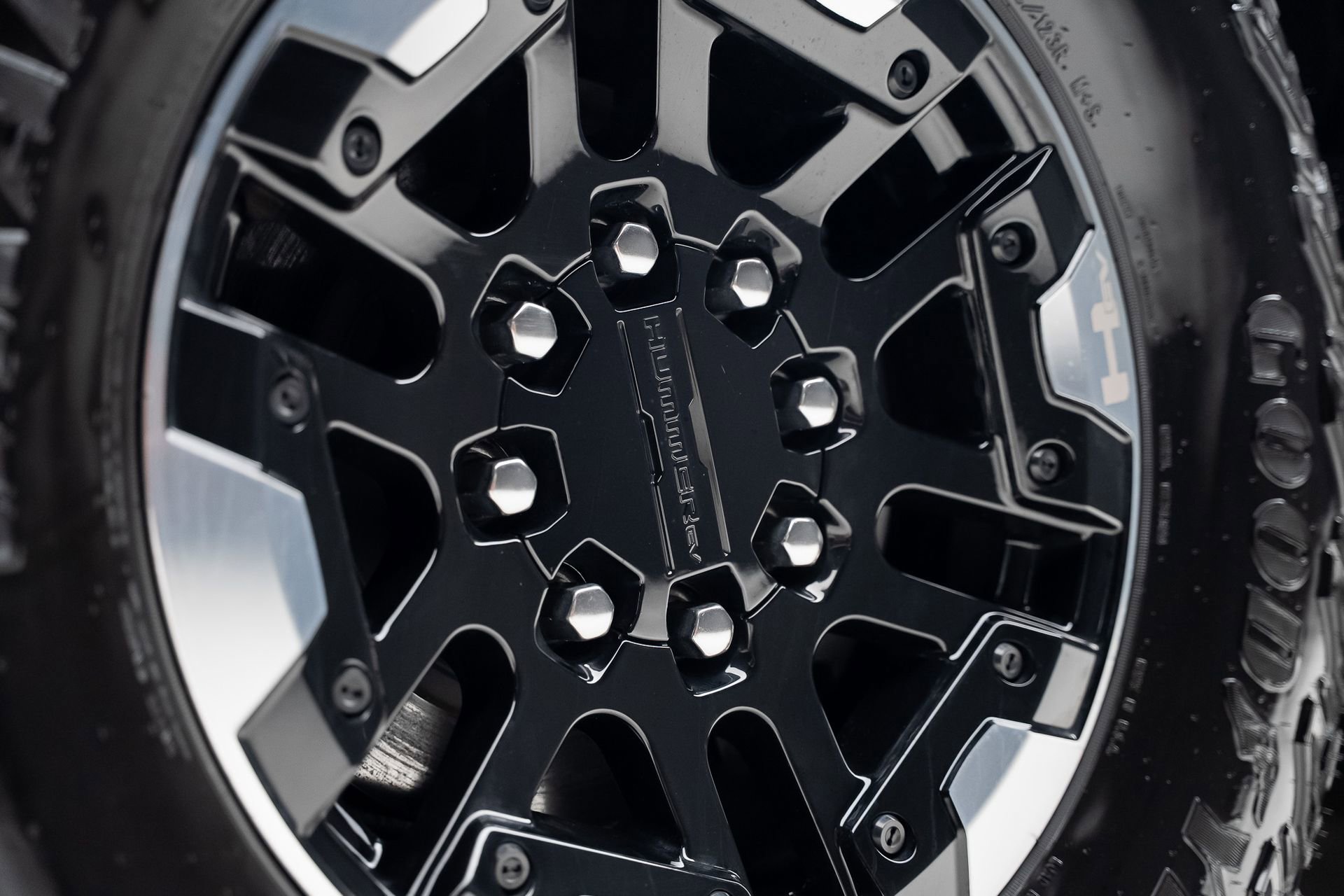 Used 2024 GMC Hummer EV 2X w/ Extreme Off-Road Package image 23