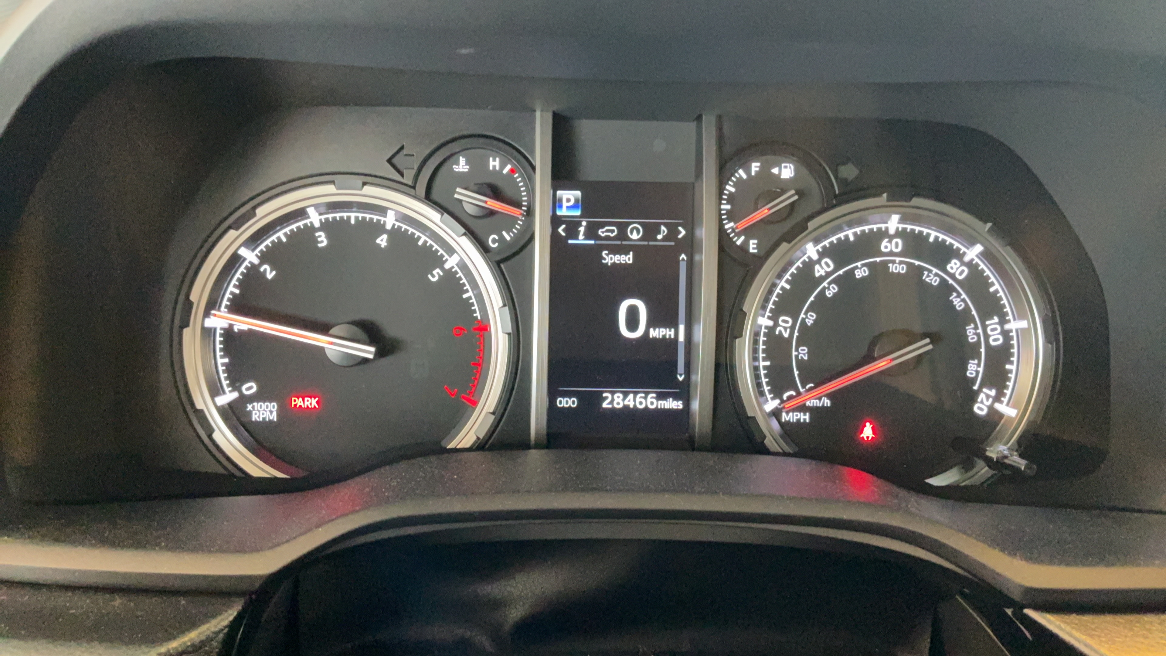 Used 2023 Toyota 4Runner TRD Off-Road Premium w/ Moonroof Package AWD/4WD image 10