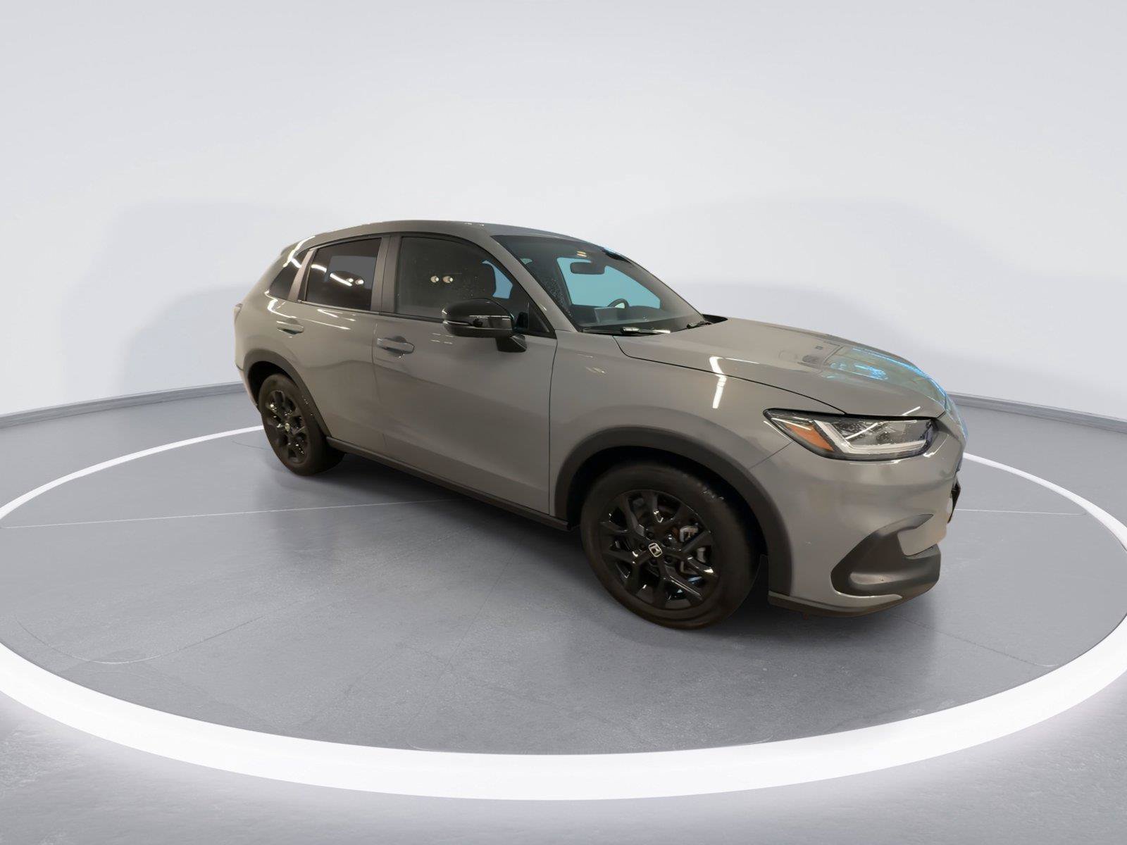 Used 2025 Honda HR-V Sport image 9