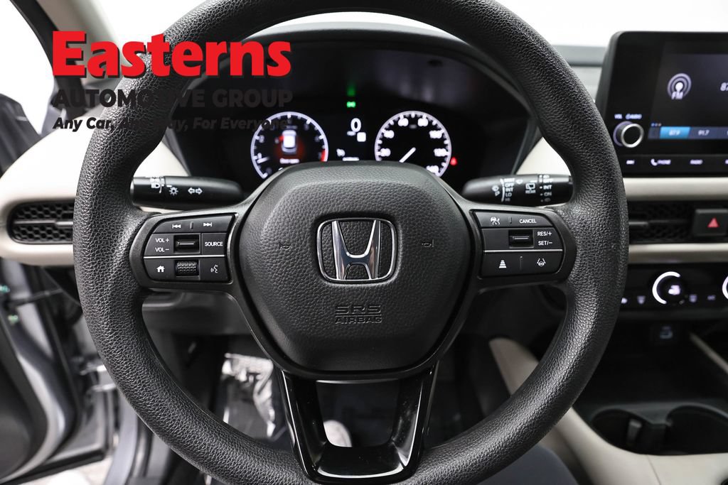 Used 2025 Honda HR-V LX image 10
