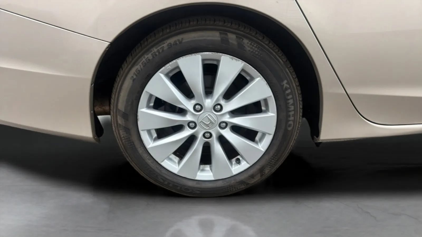 Used 2013 Honda Accord EX-L image 27