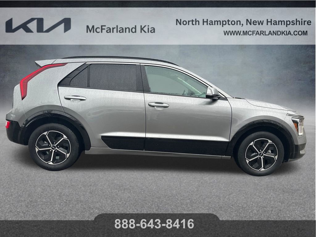 Used 2023 Kia Niro FWD image 16