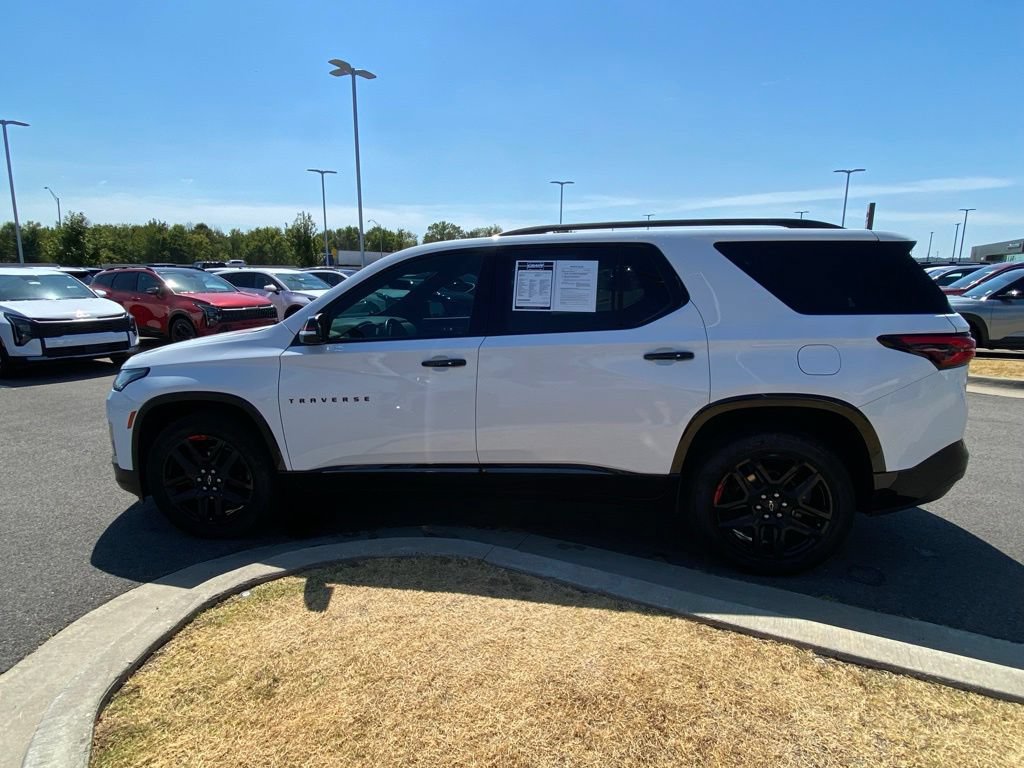 Used 2023 Chevrolet Traverse Premier w/ Redline Edition AWD/4WD image 5