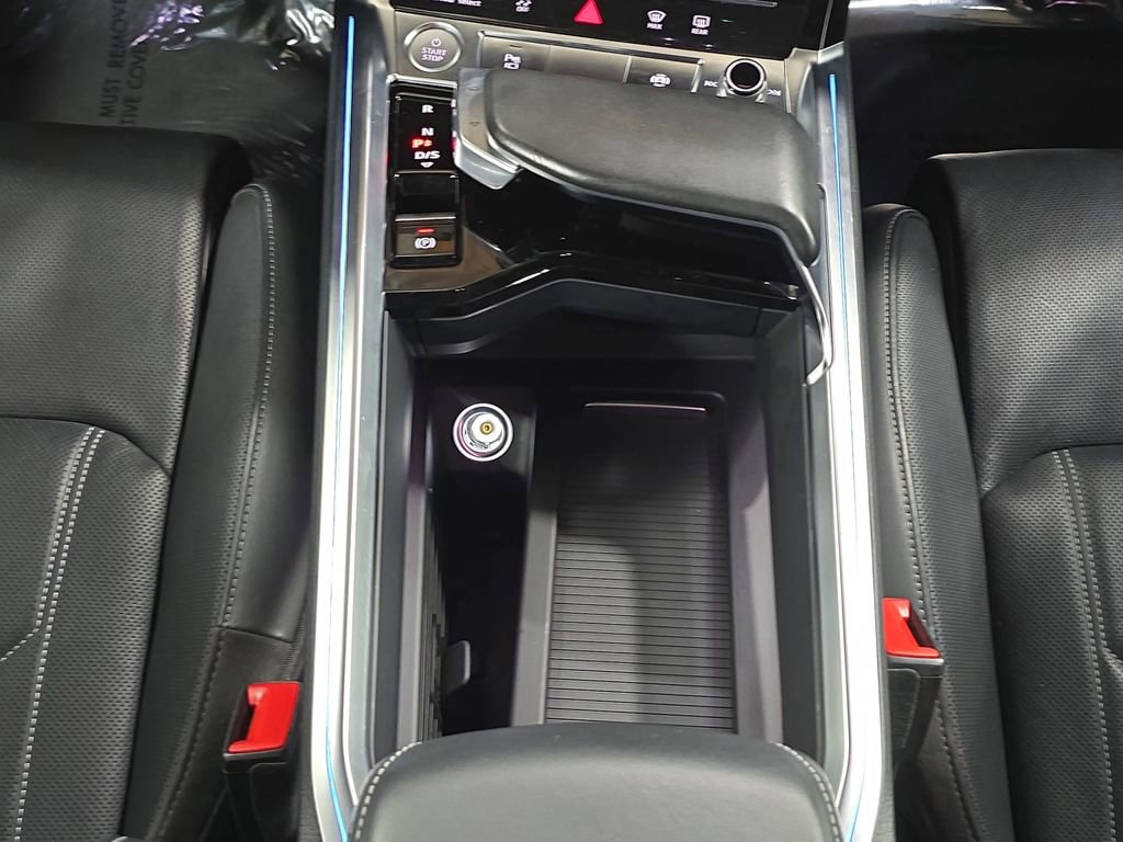 Used 2019 Audi e-tron Prestige w/ Prestige Package AWD/4WD image 20