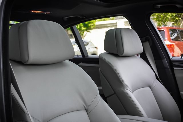 Used 2012 BMW 535i Sedan RWD image 25