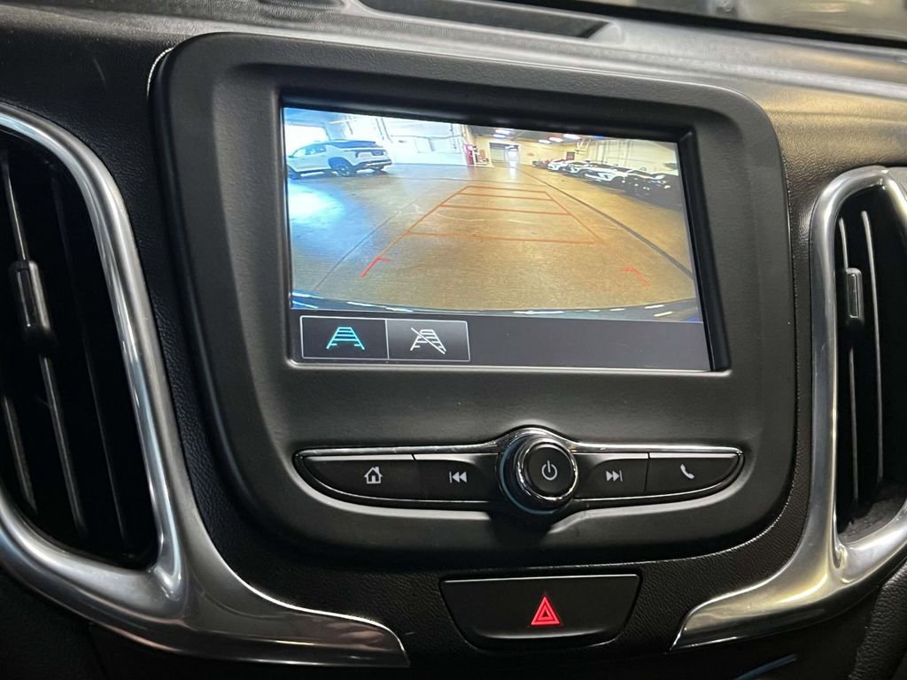 Used 2018 Chevrolet Equinox LT AWD/4WD image 27
