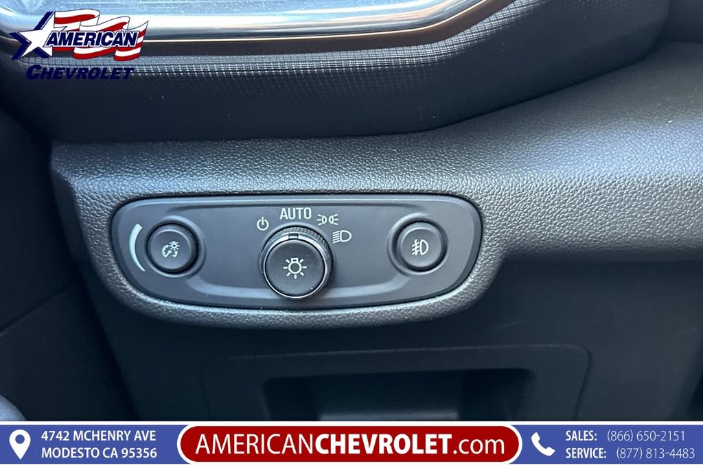 Used 2023 Chevrolet TrailBlazer ACTIV w/ Sun and Liftgate Package AWD/4WD image 36