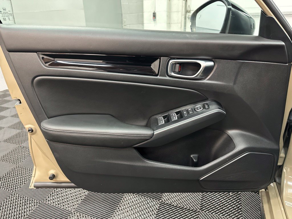 Used 2025 Honda Civic Sport Touring image 17