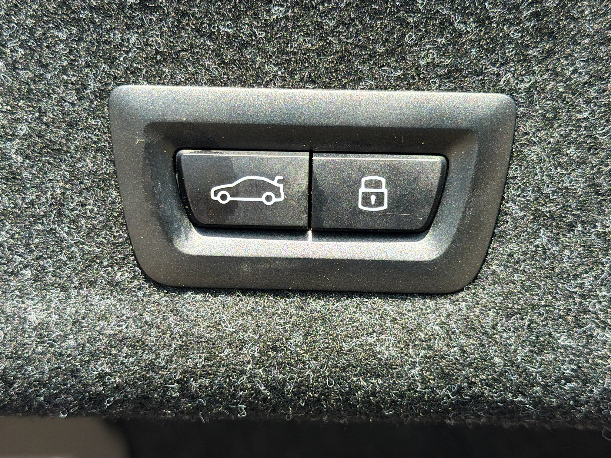 Used 2025 BMW 330i Sedan RWD image 13