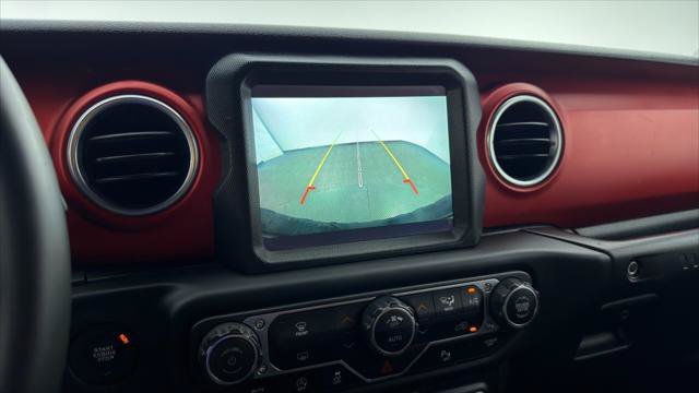 Used 2018 Jeep Wrangler Rubicon AWD/4WD image 24