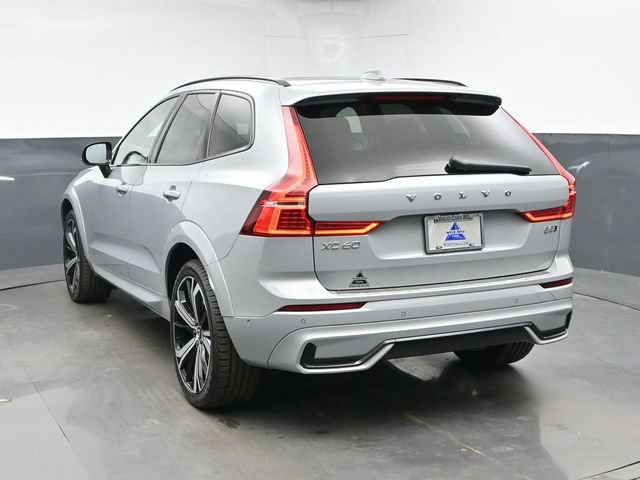 Used 2024 Volvo XC60 B5 Ultimate w/ Protection Package Premier AWD/4WD image 8