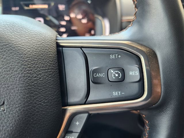 Used 2023 RAM 1500 Limited w/ Body Color Bumper Group image 29