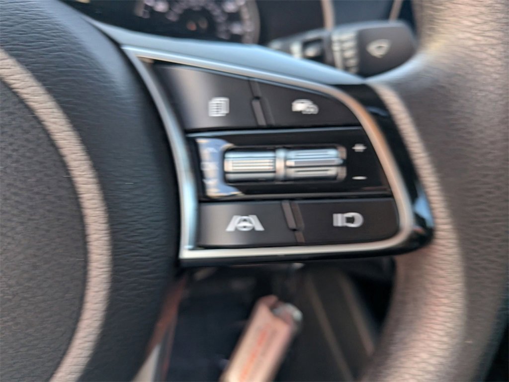 Used 2024 Kia Forte LXS image 22