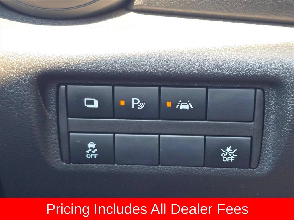 Used 2025 Nissan Versa S FWD image 19
